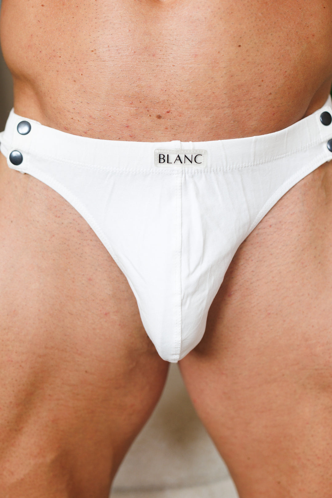 CLAUDE POPPER THONG - WHITE